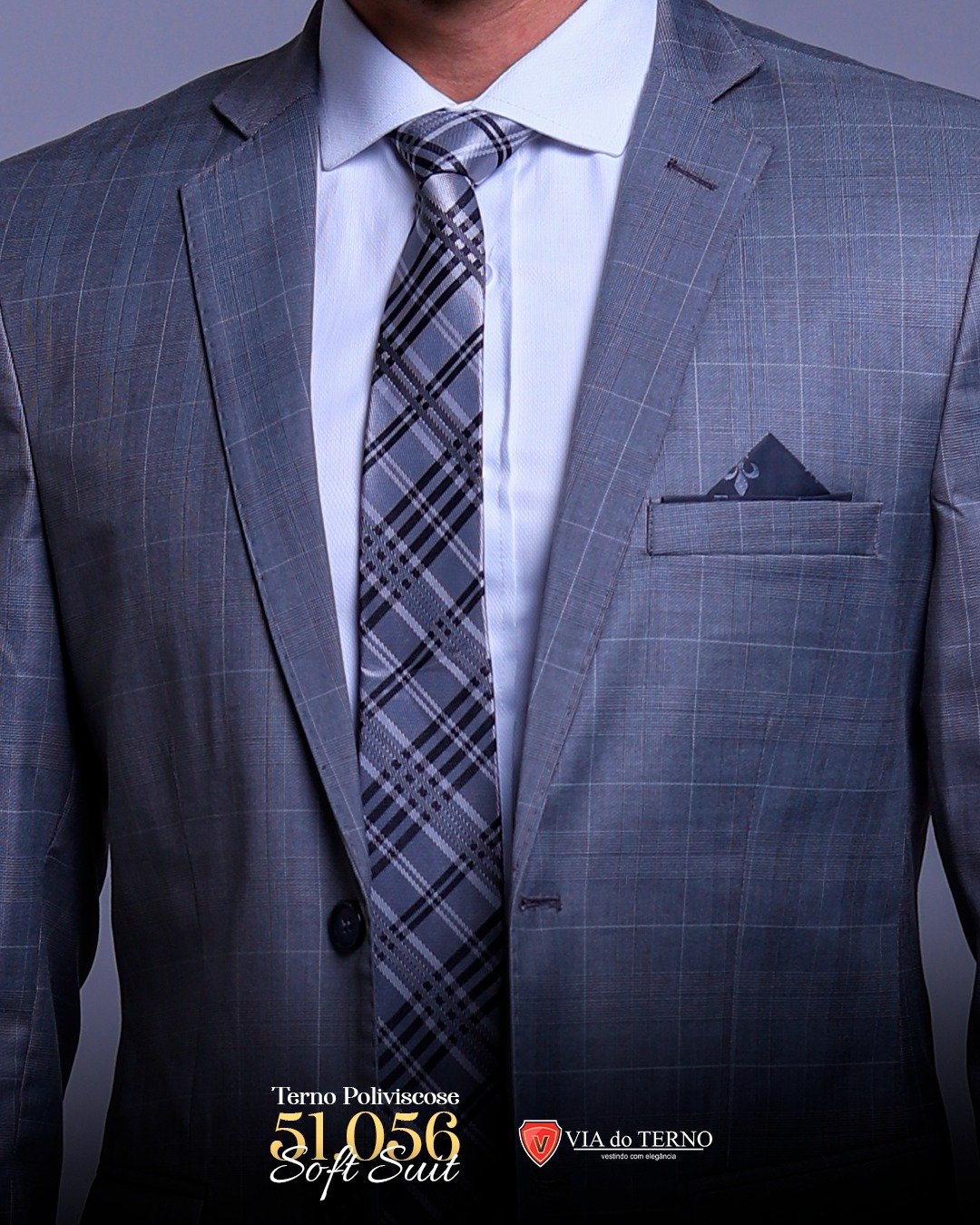 05 terno slim poliviscose soft suit