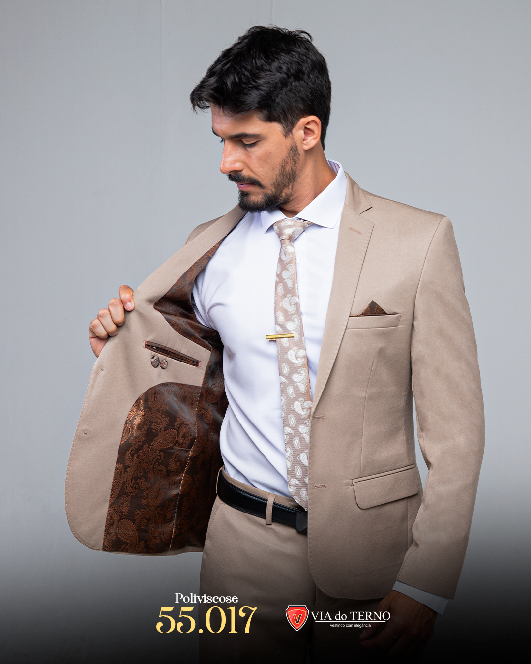 01 terno slim poliviscose bege