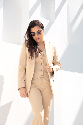 Conjunto Feminino de Alfaiataria Creme