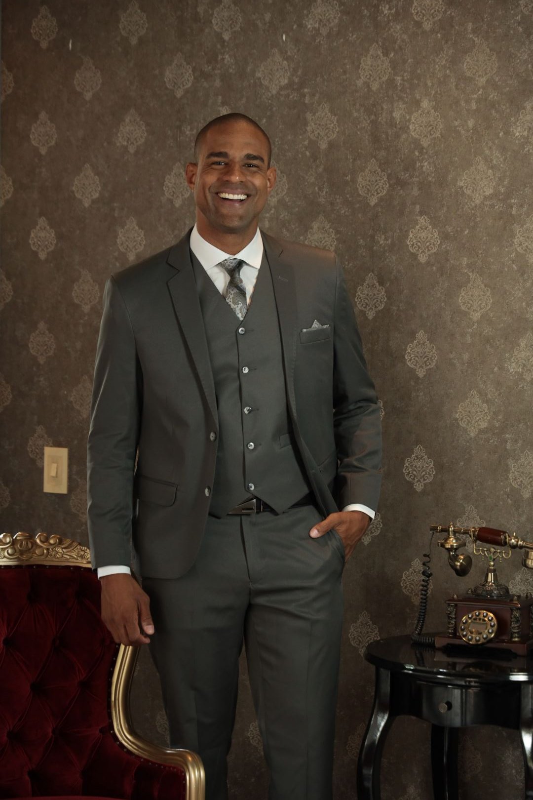 01 traje microfibra chumbo