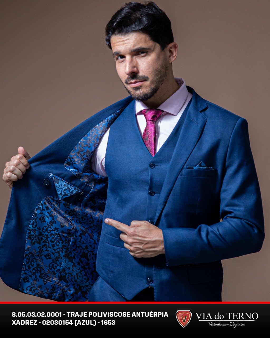 02 traje poliviscose xadrez azul