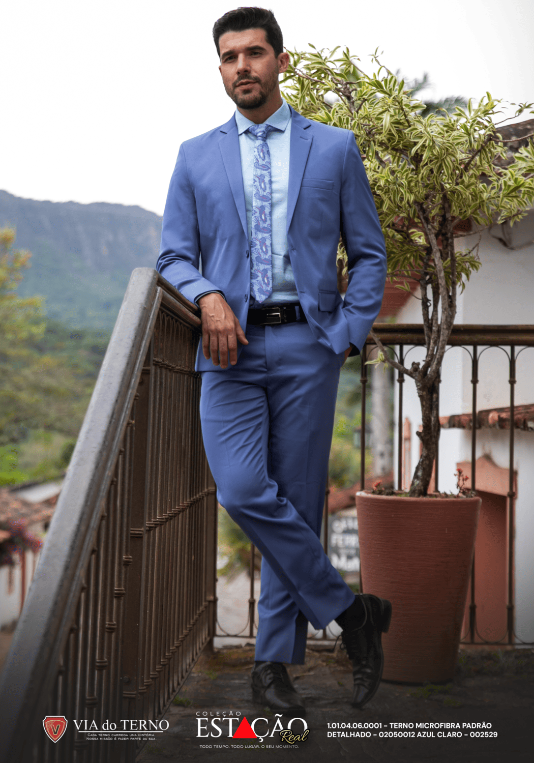 04 terno slim microfibra azul claro detalhado